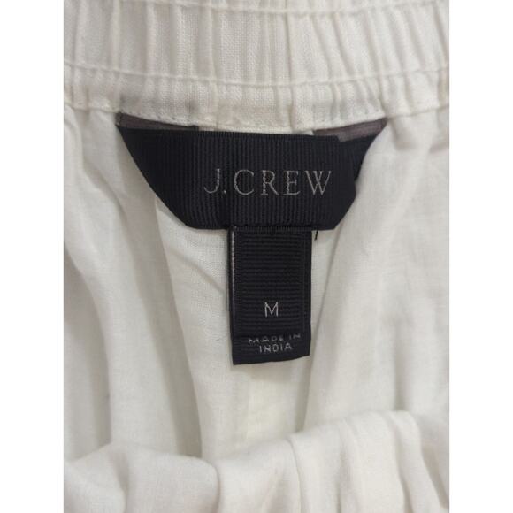 J. Crew Pull-on Short - Size M - White & Navy Floral Embroidery Scalloped Trim - Picture 8 of 9